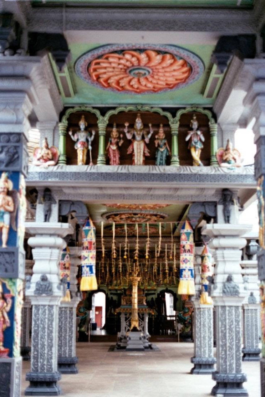 20120611_srinivasta_perumal_temple_inside